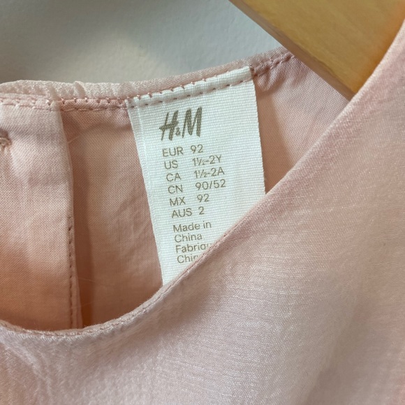 Brand New H&M 1-2Y light pink dress - Picture 3 of 3